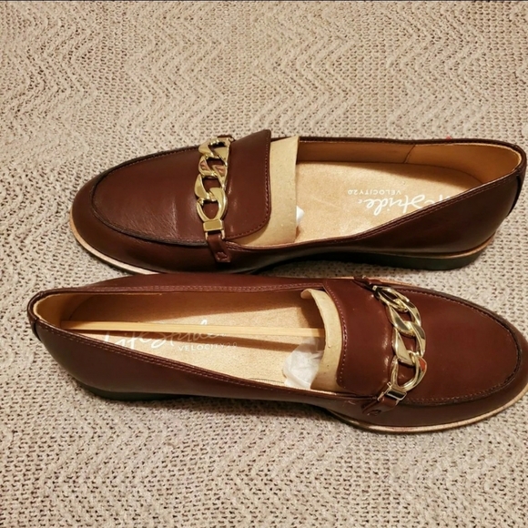 Loafers - Picture 2 of 5